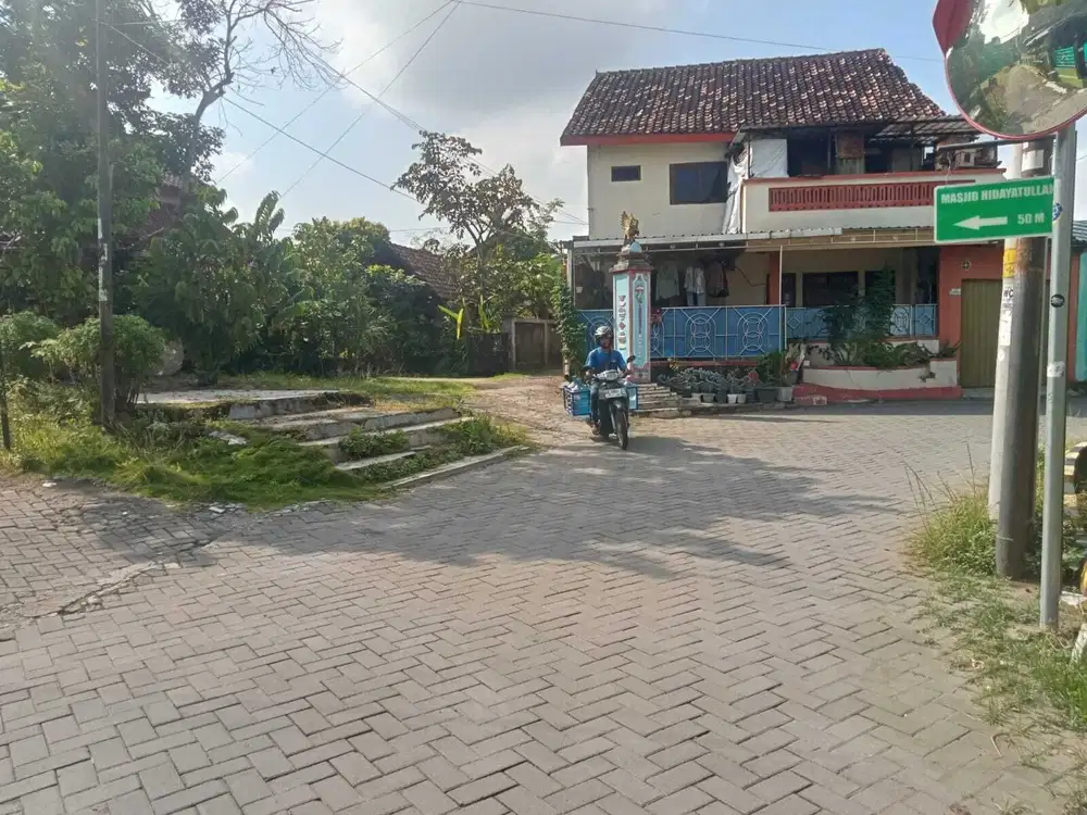 Tanah bagus di dekat jalan gito gati masjid suciati