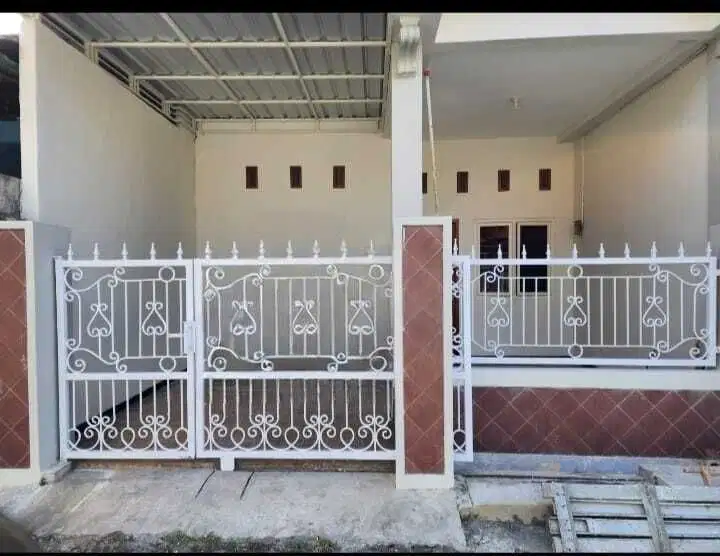 DIJUAL RUMAH SIAP HUNI DEKAT TERMINAL BUNGURASIH