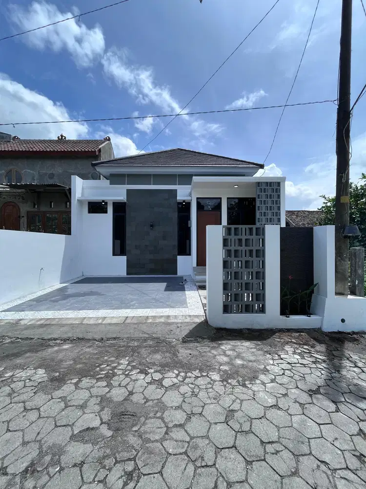 RUMAH MEWAH CANTIK DESIGN MODERN LIMASAN DEKAT KAMPUS UII