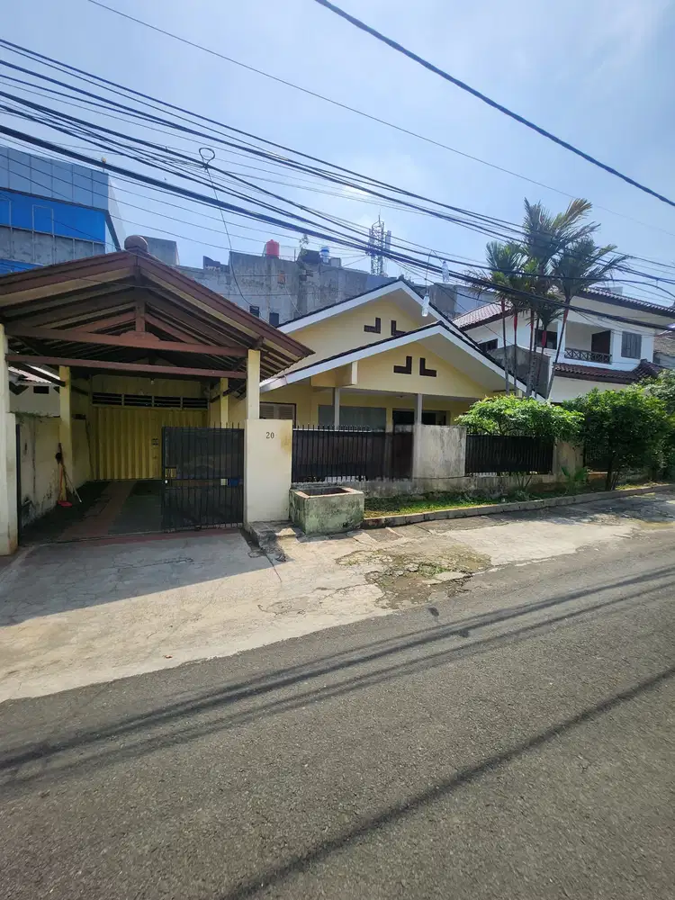 Dijual Rumah di daerah Gandaria - Kebayoran Baru - Jakarta Selatan