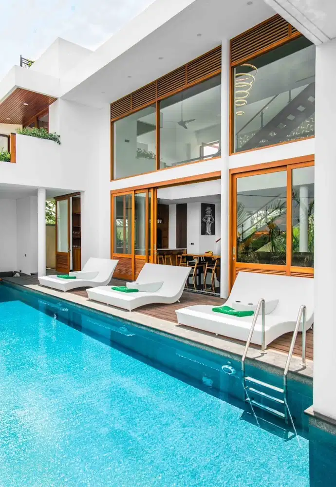 MODERN 5-BEDROOM VILLA FOR SALE – CANGGU BATUBOLONG