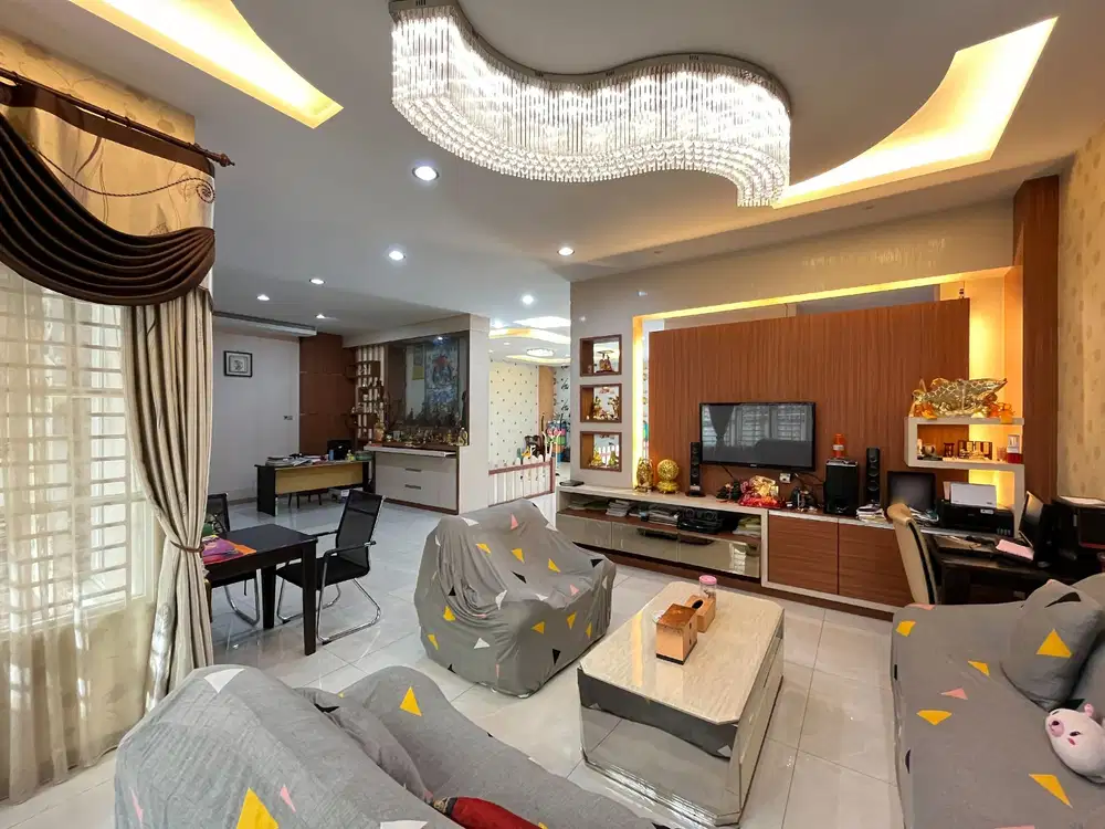 Villa Lux Furnish Komplek Makmur Garden