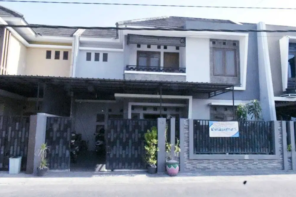 Rumah bagus 2 lantai siap huni di cupuwatu purwomartani