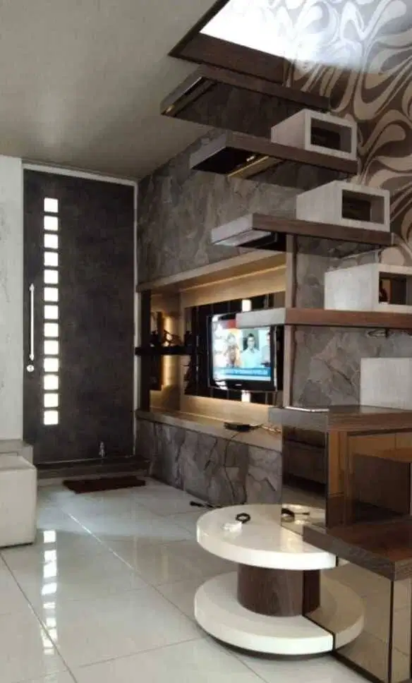 Dijual Rumah 1,5 Lantai. Terawat di Trosobo, Taman, Sidoarjo