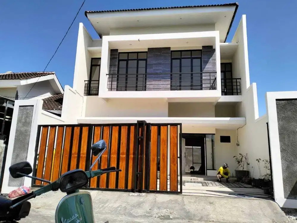 Harga Murah!️Rumah Baru Grees Private Pool Wonorejo Rungkut Surabaya