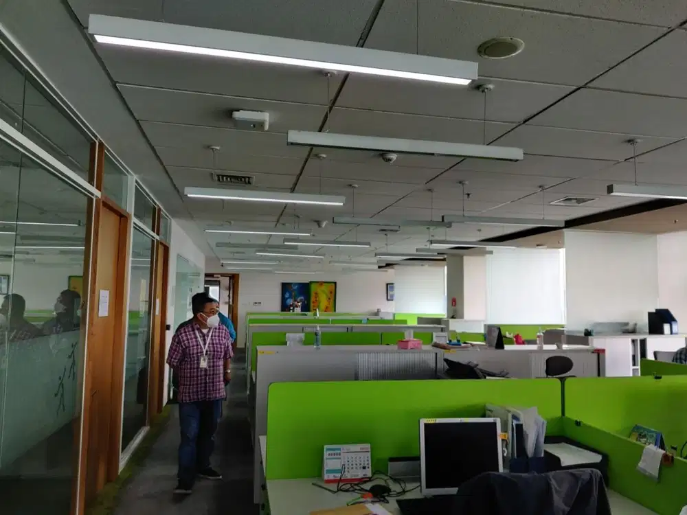 Disewakan office semi Furnish di AIA Centre Sudirman