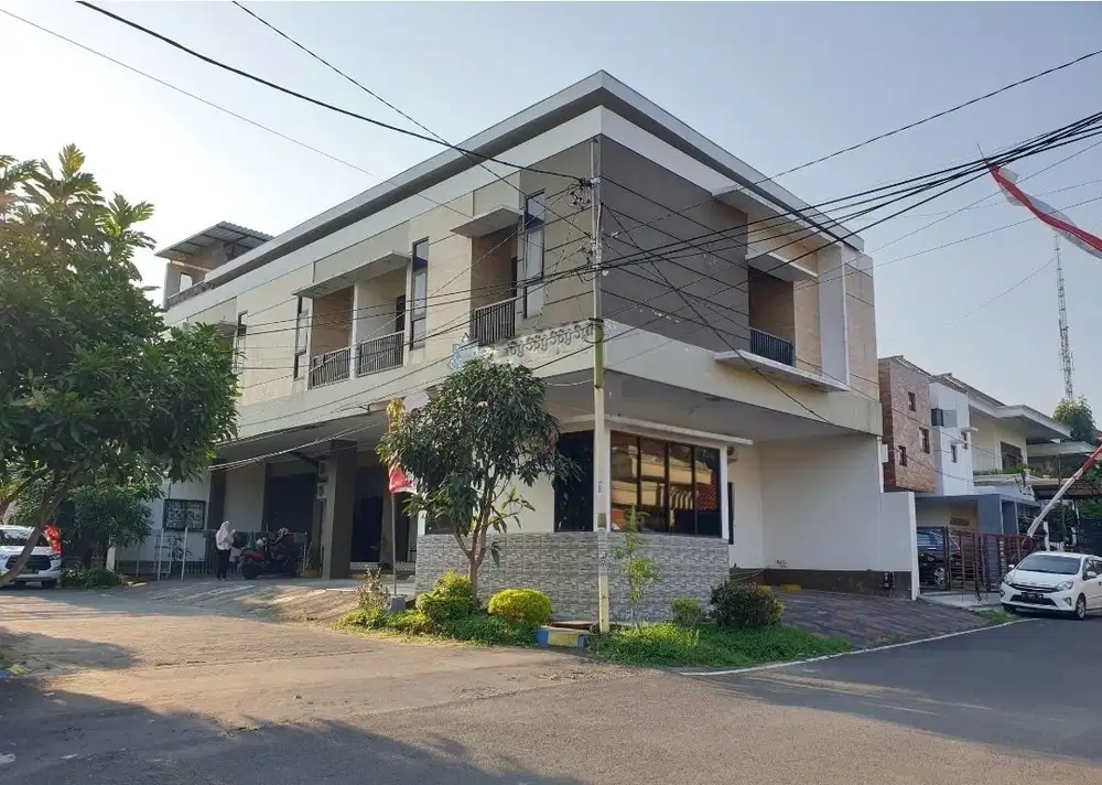 Kos guest house selalu full tarif 2 dan 2.5 jt sigura gura dkat UB ITN