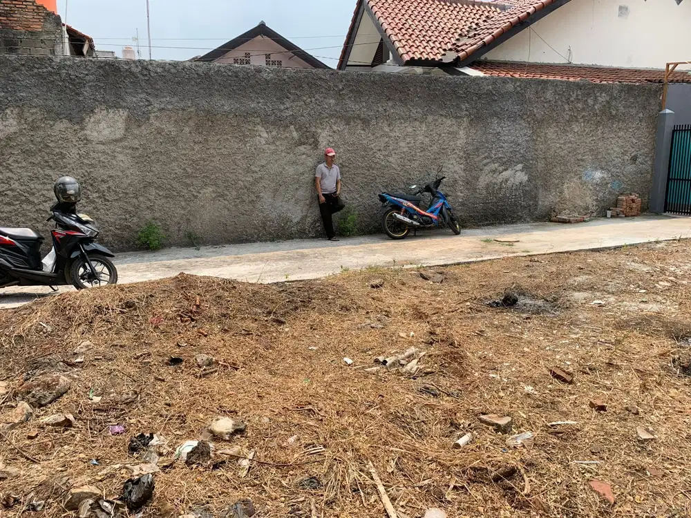 Kavling tanah siap bangun dlm cluster akses jalan 2 mbl di Condet