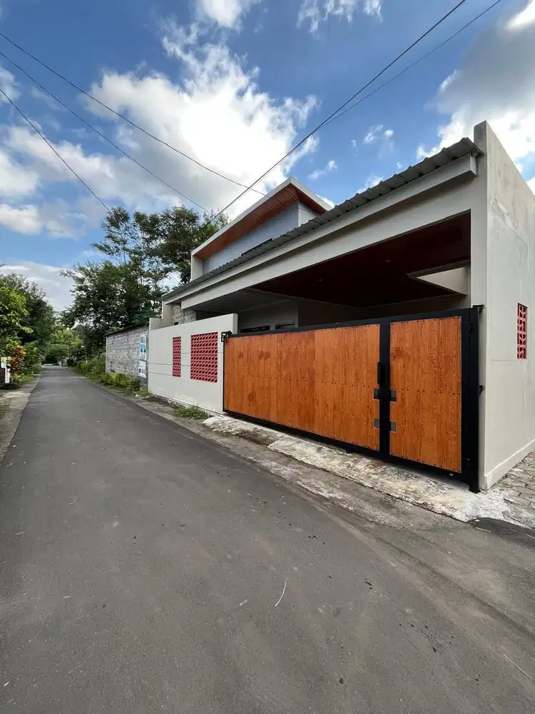 dijual rumah di sleman dekan kampus UNRIYO di wedomartani ngemplak