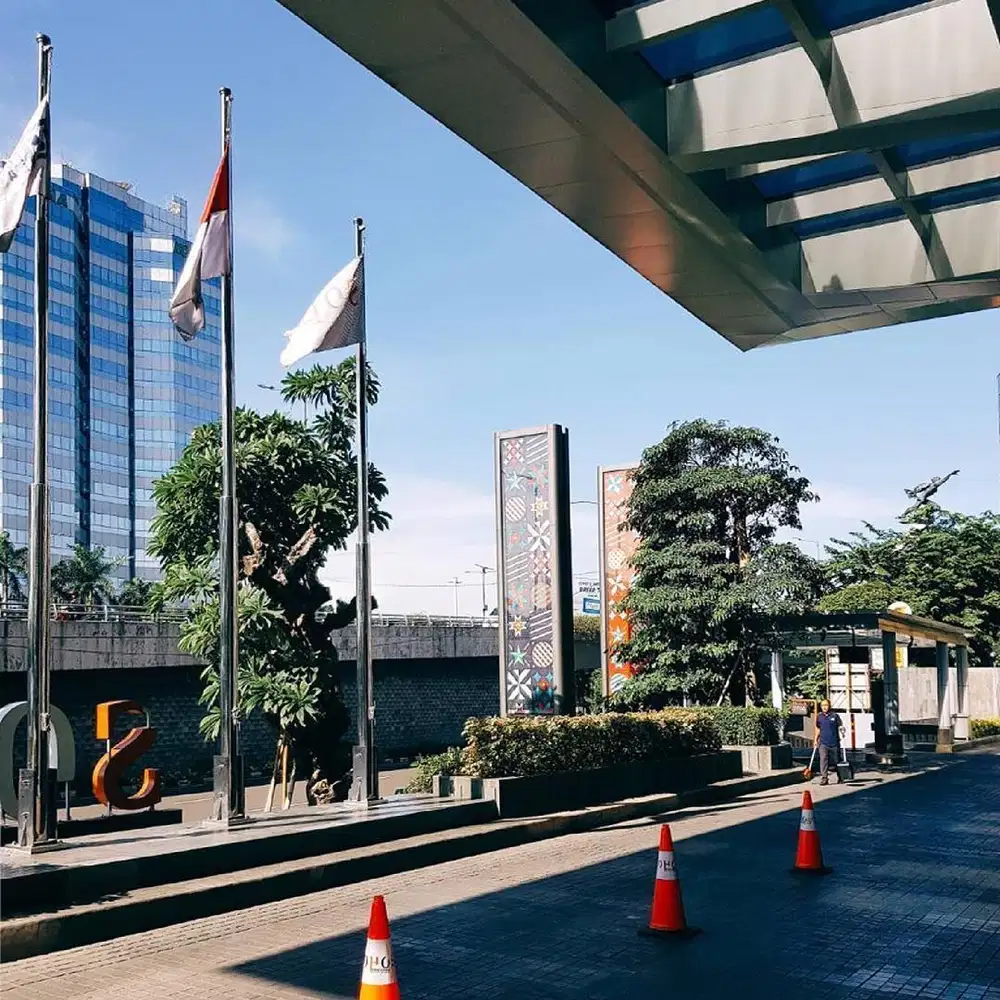 Dijual unit gandeng ukuran 200 sqm di SOHO PANCORAN & no overtime
