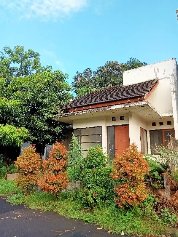 RUMAH TANAH LUAS DEKAT RAFFLES TOL CITRA GRAN CIBUBUR