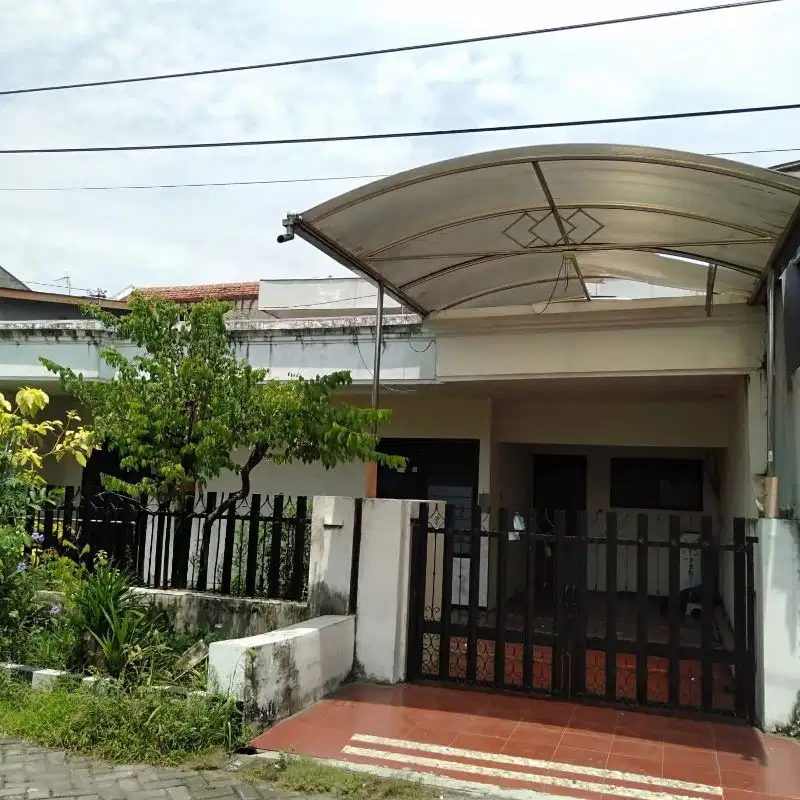 RUMAH LUAS HITUNG TANAH RUNGKUT MENANGGAL