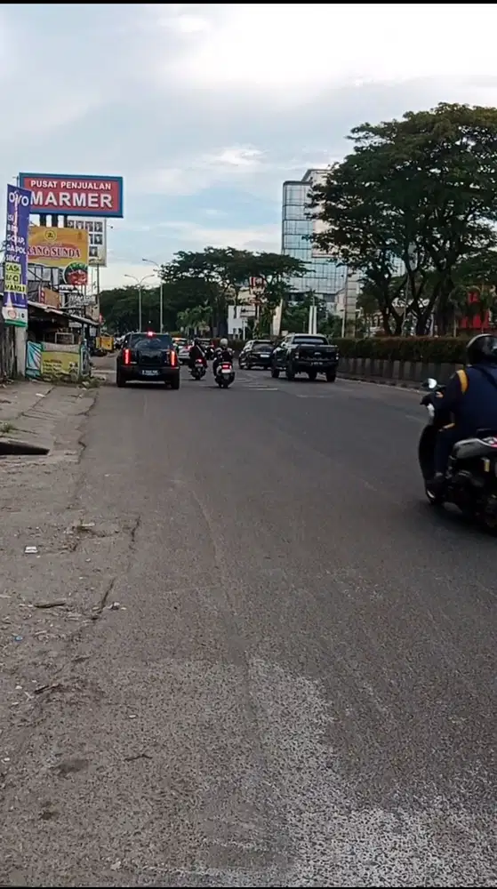 Dijual tanah strategis dan Ramai cocok utk usaha