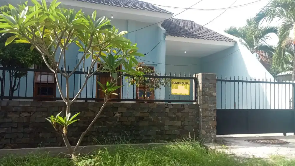 Rumah Pojok, Besar siap Huni, Perum Puri Indah, Sidoarjo Kota
