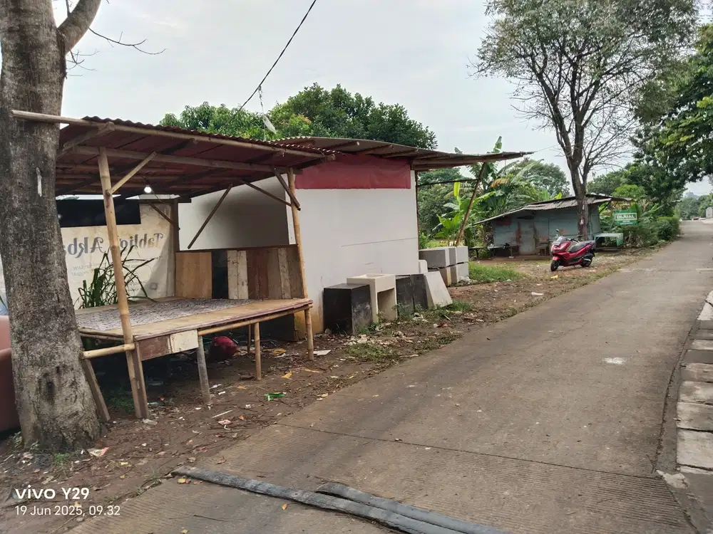 Tanah nempel komplek bsi 1 sawangan pengasinan depok SHM