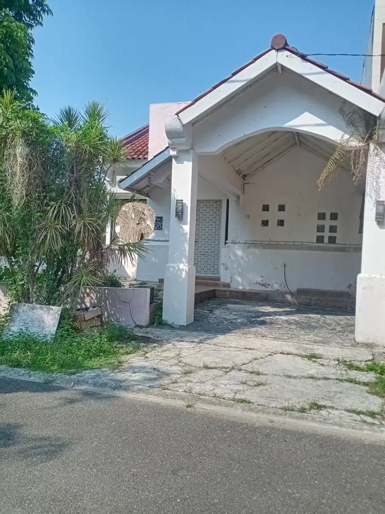 Rumah di Cluster Meadow Green Lippo Cikarang Semi Furnish Bisa KPR