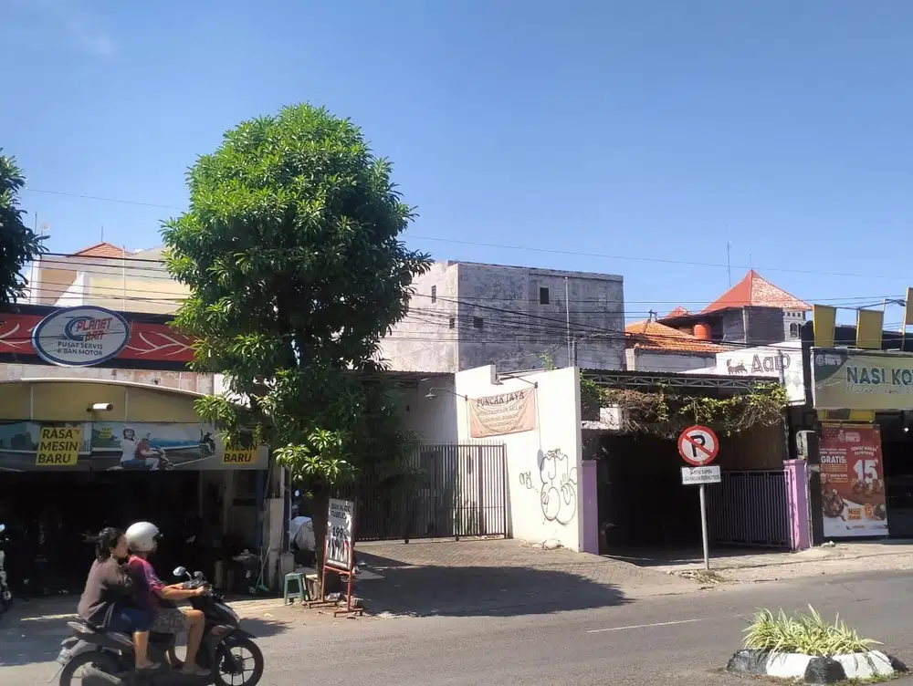 Harga Termurah!Rumah Usaha Raya Manyar