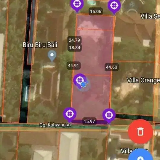 Tanah terbaik Di dekat pantai Oberoi Seminyak