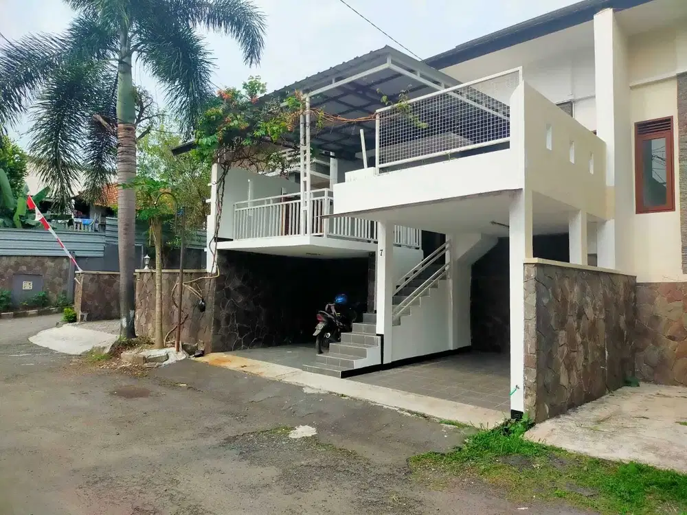 Jual Rumah Di komplek siap huni Pasteur bandung