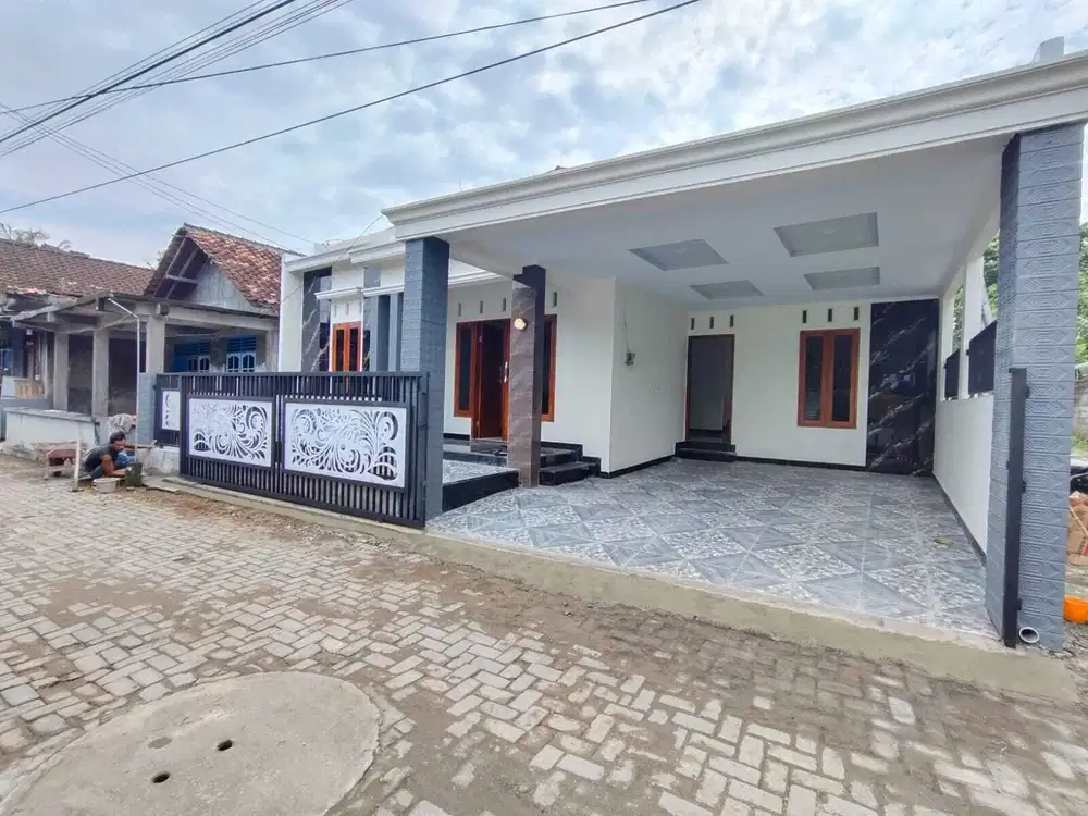 Rumah dijual di gamping Banyuraden dalam ringroad jogja
