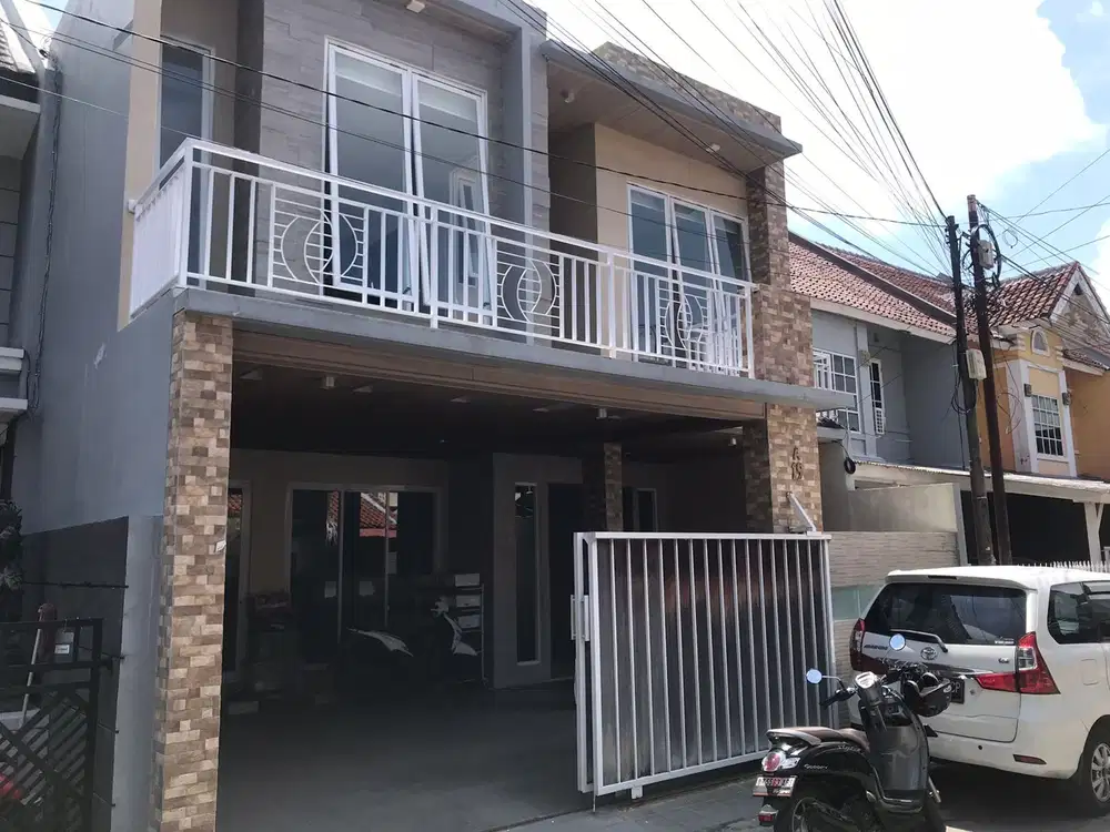 dijual rumah lantai 2 pemogan densel
