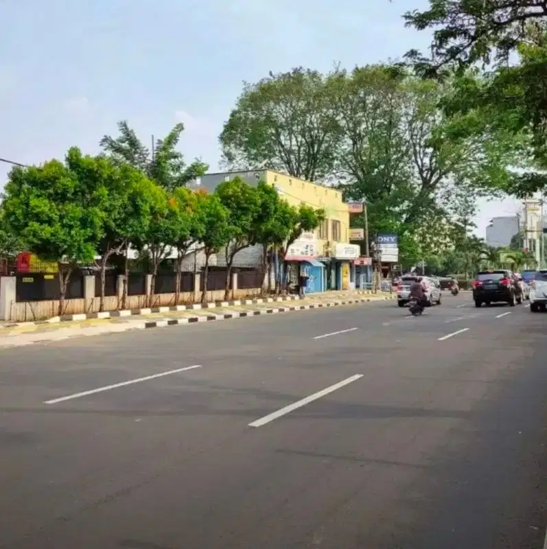 Dijual Cepat BU Tanah Strategis Luas 880m2 di Margonda