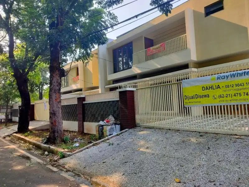 rumah renovated dekat jalur lrt dan busway siap huni