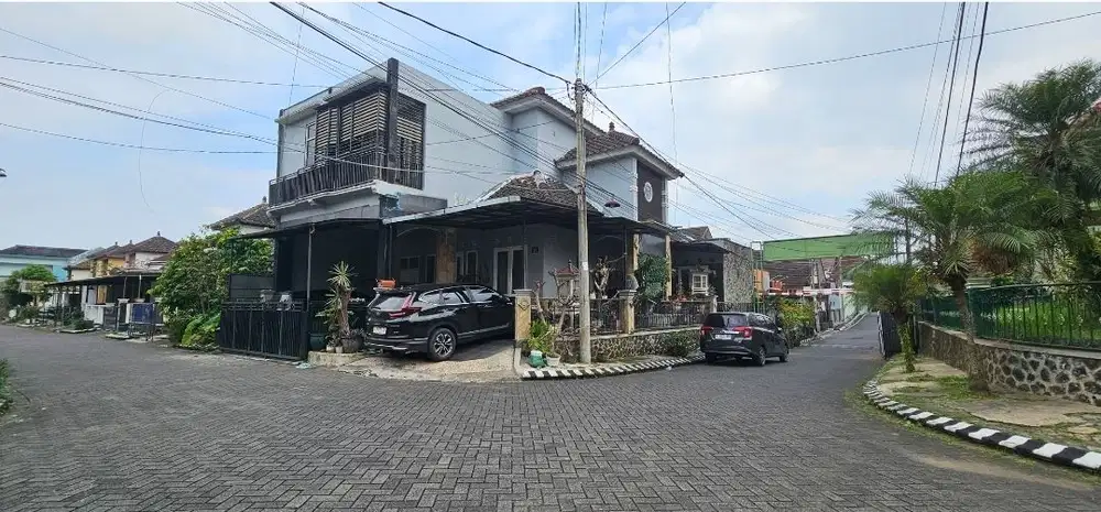 Rumah hook bagus di daerah bunga cengkeh suhat dekat kampus UB