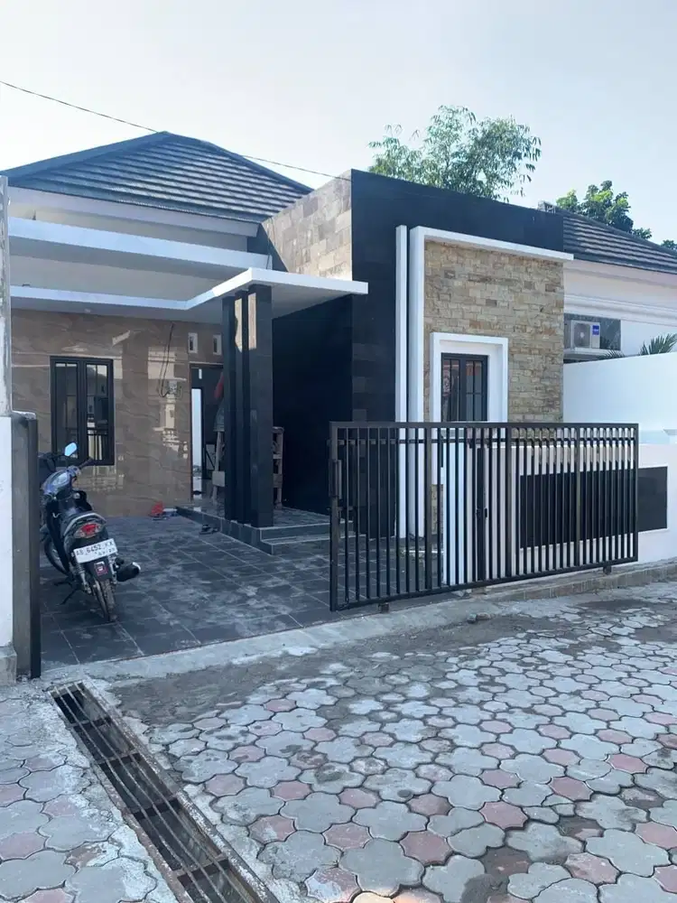 RUMAH DALAM CLUSTER BELAKANG KAMPUS UII