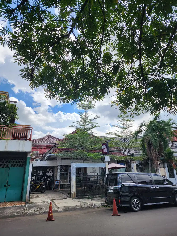 DIJUAL CEPAT Rumah Langka bisa Komersil sederetan Sekolah Penabur Gading Serpong