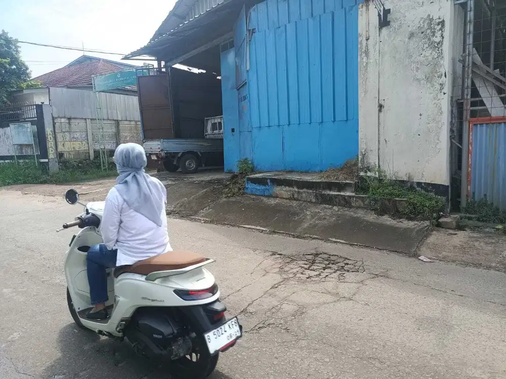 Gudang siap pakai mustika jaya