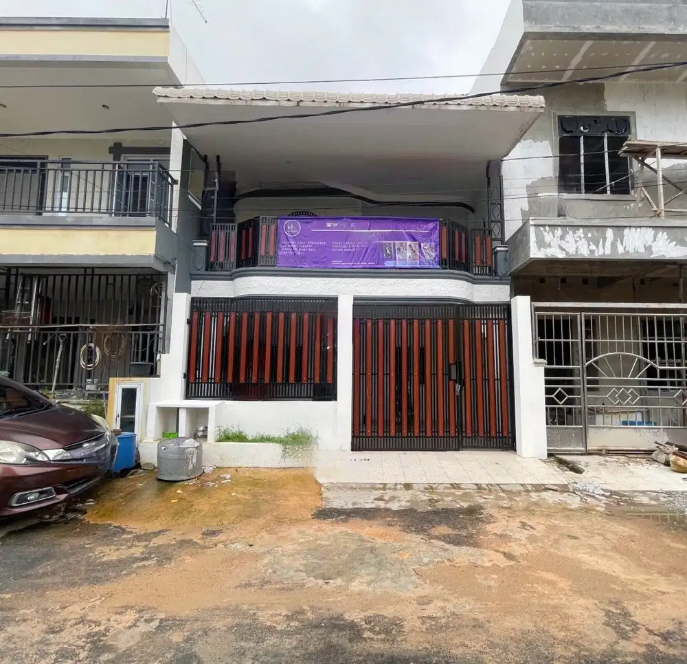 Rumah dijual 3 Lantai Fu Renovasi ( SHM  ) di Jodoh Nagoya