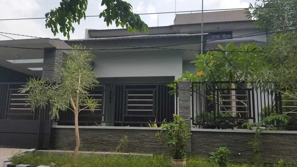 Dekat UBAYA‼️ Rumah Siap Huni Tenggilis Surabaya