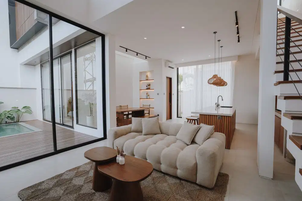 3 Bedrooms villa for long lease min 5 years