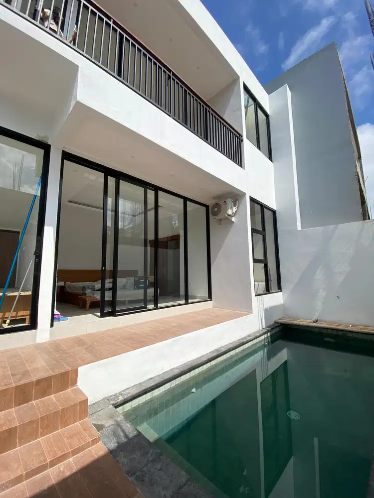 Villa Baru BUC One Gate Sistem Akses 2 Mobil di Nusa Dua Badung Balj