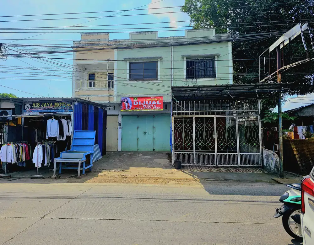 Ruko 3 Lantai di Jalan Leimena Cocok Untuk Kegiatan Usaha!