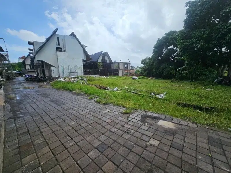 Tanah batu mejan canggu