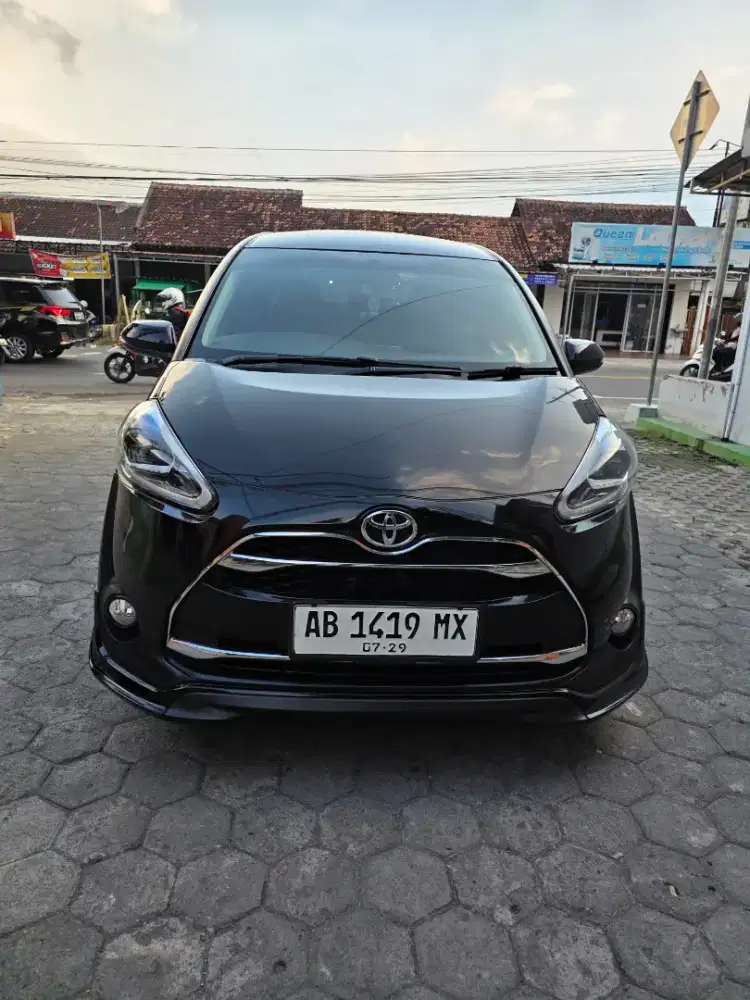 Sienta q matic tahun 2019