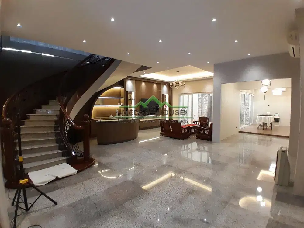 VILLA MEWAH CEMARA ASRI