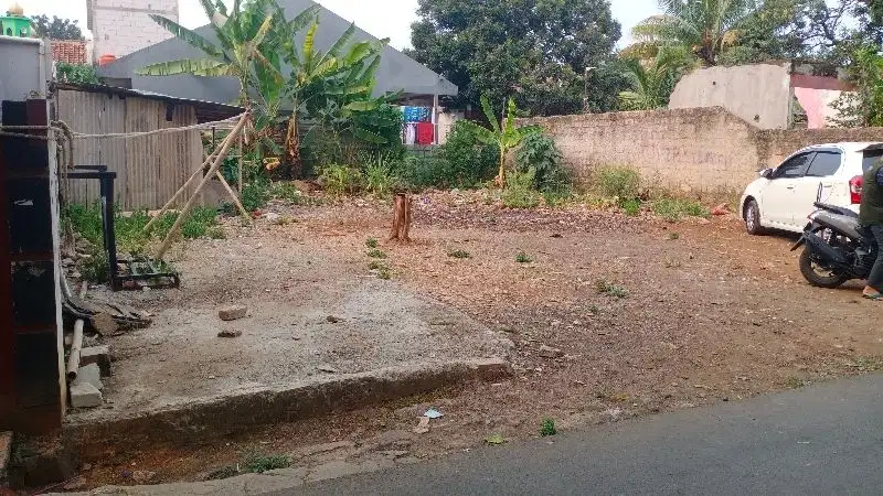 tanah darat 250 meter masuk mobil di sawangan Depok