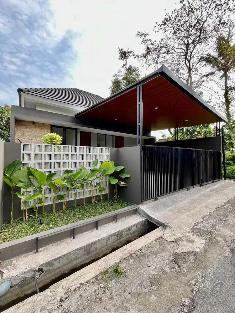 dijual rumah di sleman dekat kampus uii jalan kaliurang km 13 sukoharj