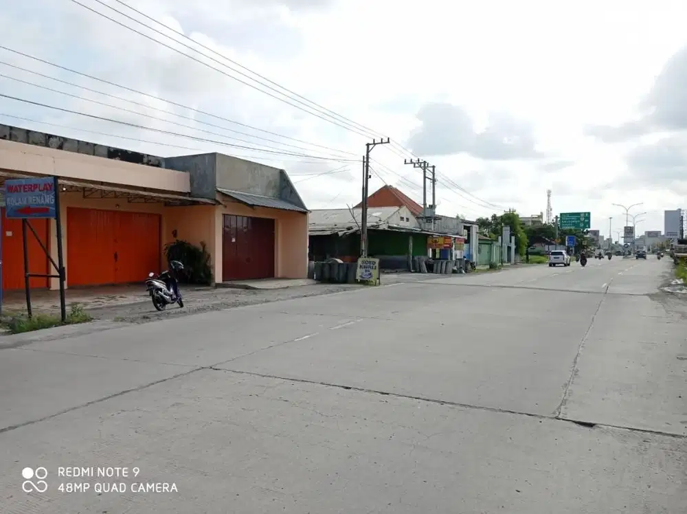 Tanah Jalan Adi Sumarmo 2.367Mt, Ld 15Mt, Klodran, Colomadu