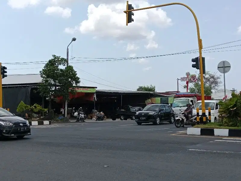 DISEWAKAN LAHAN PINGGIR JALAN UTAMA BYPASS KARGO DENPASAR