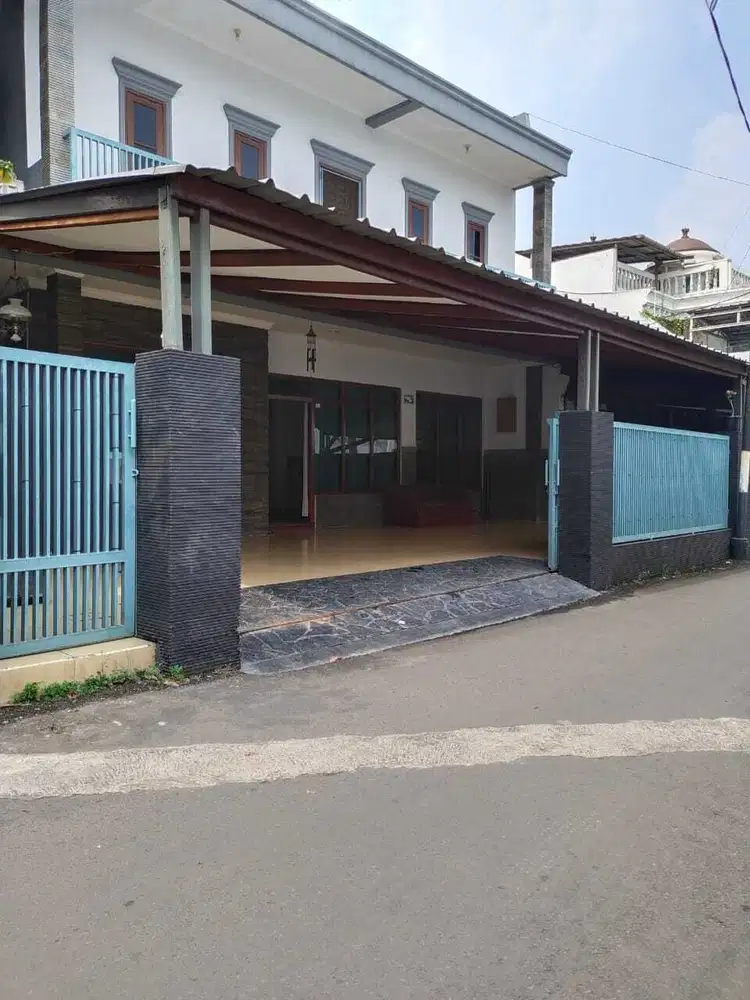 JUAL RUMAH PETOGOGAN KEBAYORAN BARU JAKARTA SELATAN