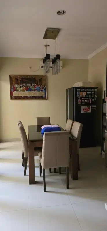 JUAL RUMAH SIAP HUNI  TMN TAMAN