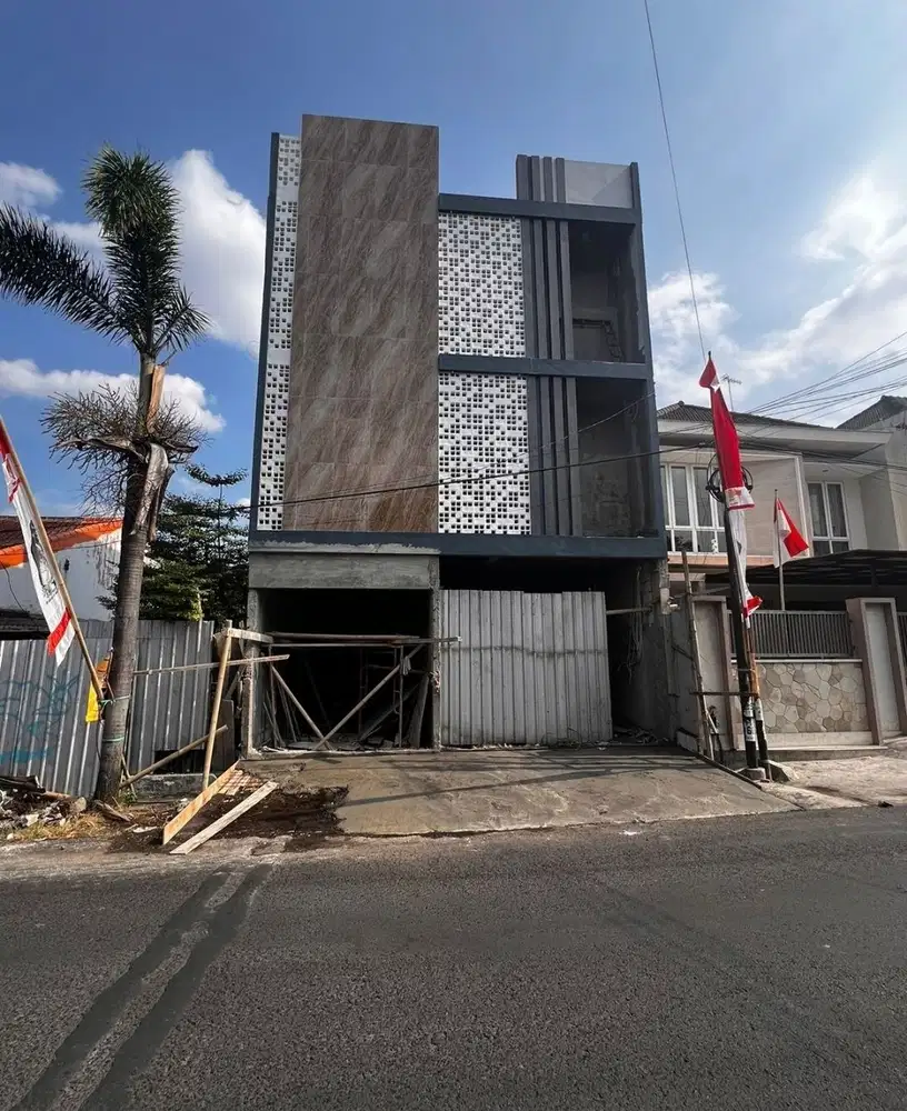 Kos bagus pinggir jalan raya candi mendut suhat jalan 12 m dekat UB