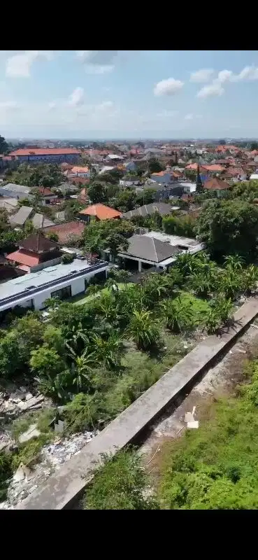 tanah kontrak zona pariwisata dekat pantai Double six legian