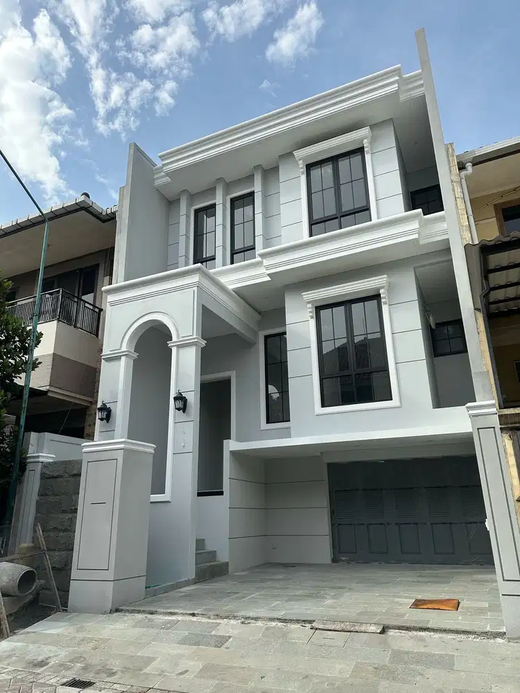 Jual rumah GRAHA FAMILI Surabaya Barat