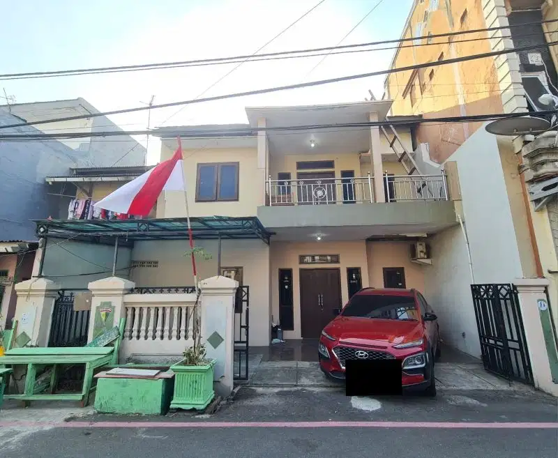 RUMAH STRATEGIS TENGAH KOTA UTAN KAYU MATRAMAN JAKARTA TIMUR
