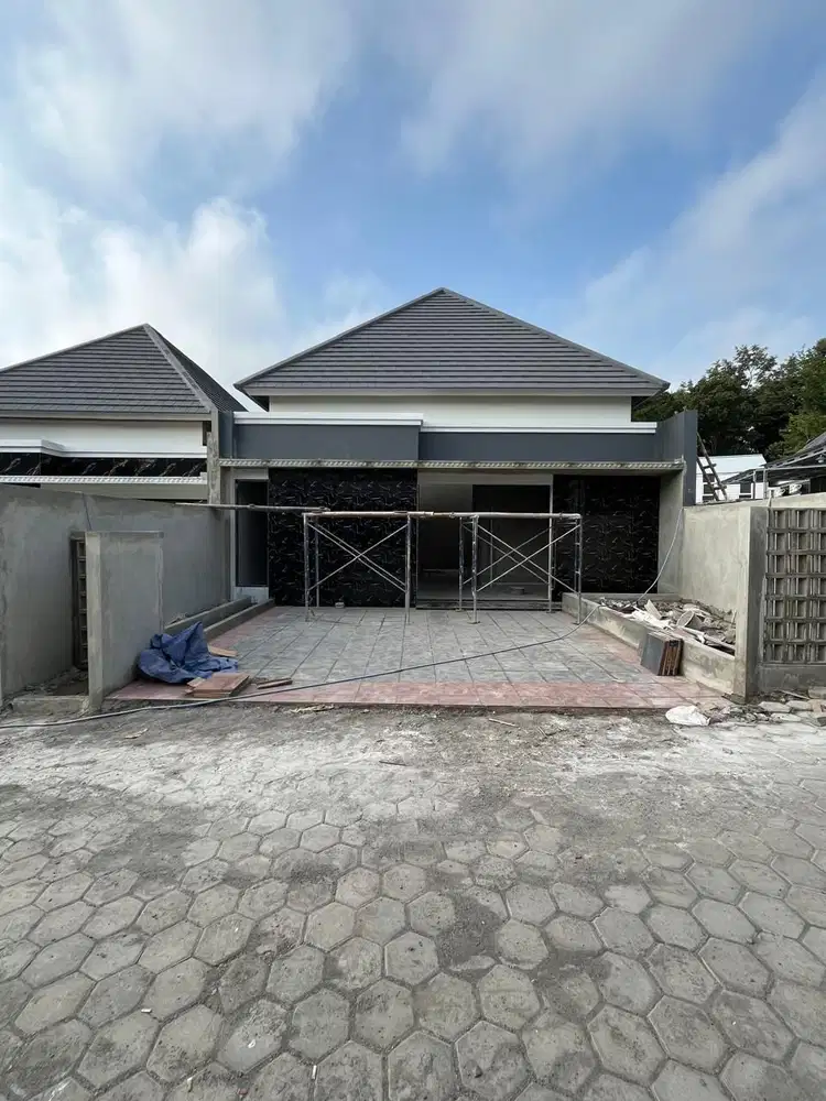 dijual rumah di sleman di jalan kaliurang km 13 pondok indah residence